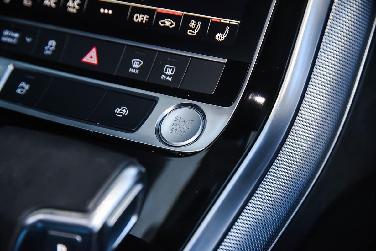 2019 Audi Q8 55 TFSI F1