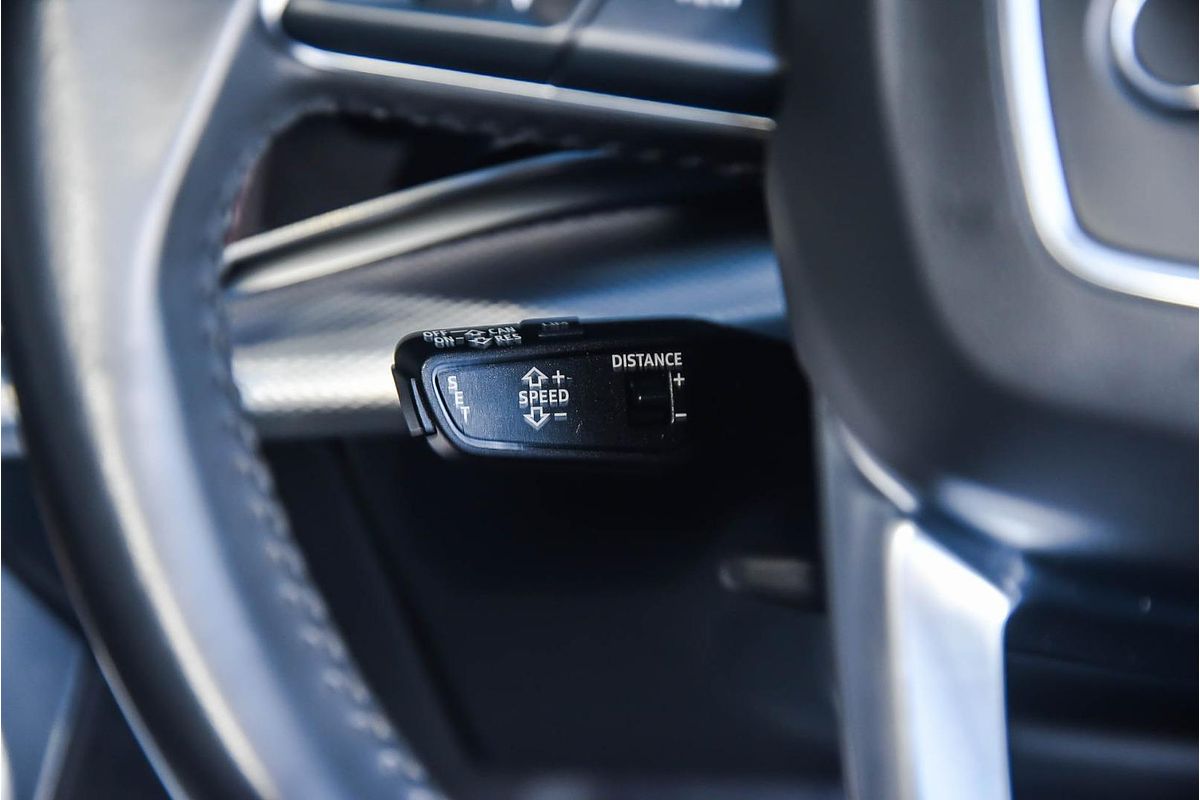 2019 Audi Q8 55 TFSI F1