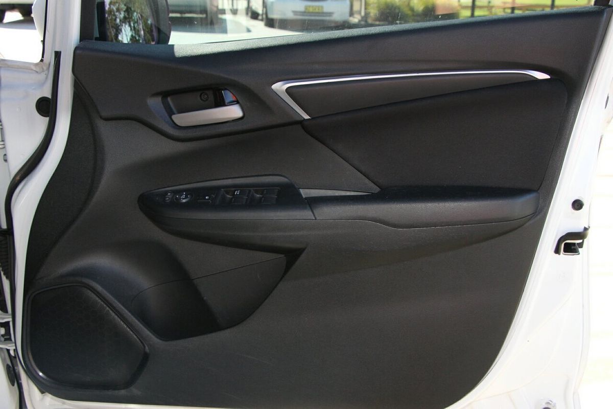 2018 Honda Jazz VTi GF