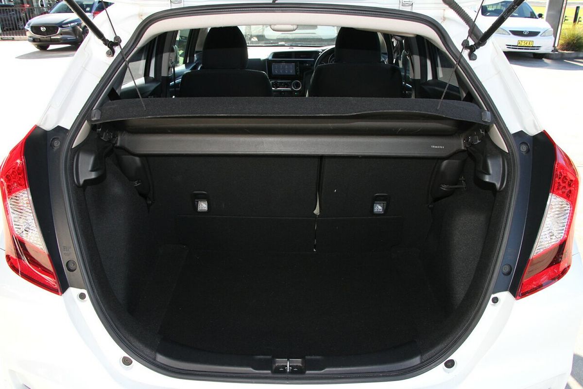 2018 Honda Jazz VTi GF