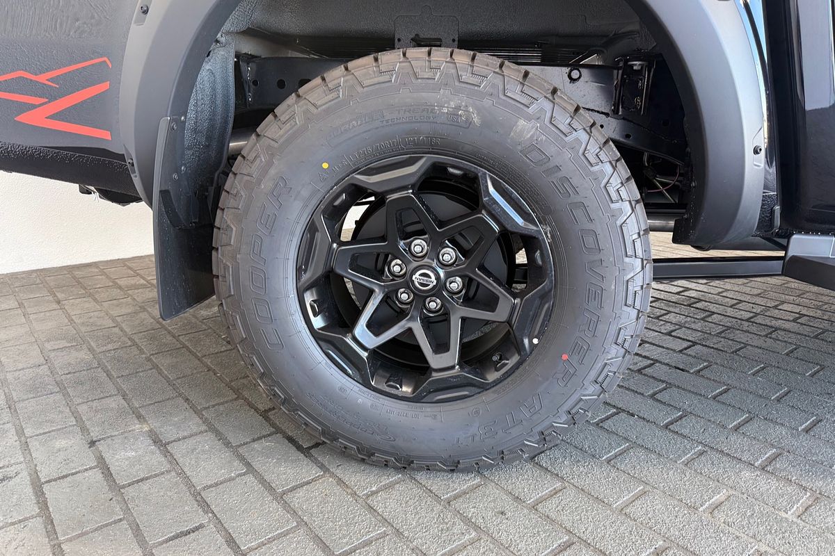 2025 Nissan Navara PRO-4X Warrior D23 4X4