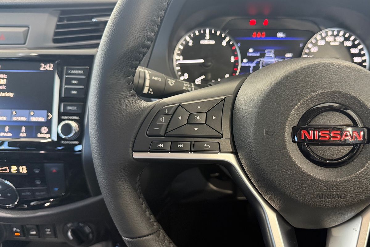 2025 Nissan Navara PRO-4X Warrior D23 4X4