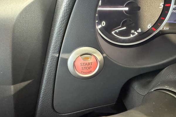 2025 Nissan Navara PRO-4X Warrior D23 4X4