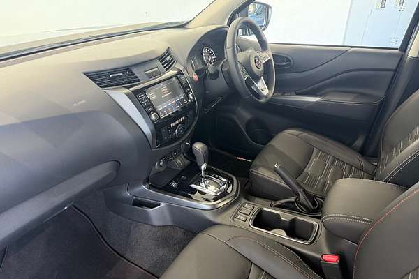 2025 Nissan Navara PRO-4X Warrior D23 4X4