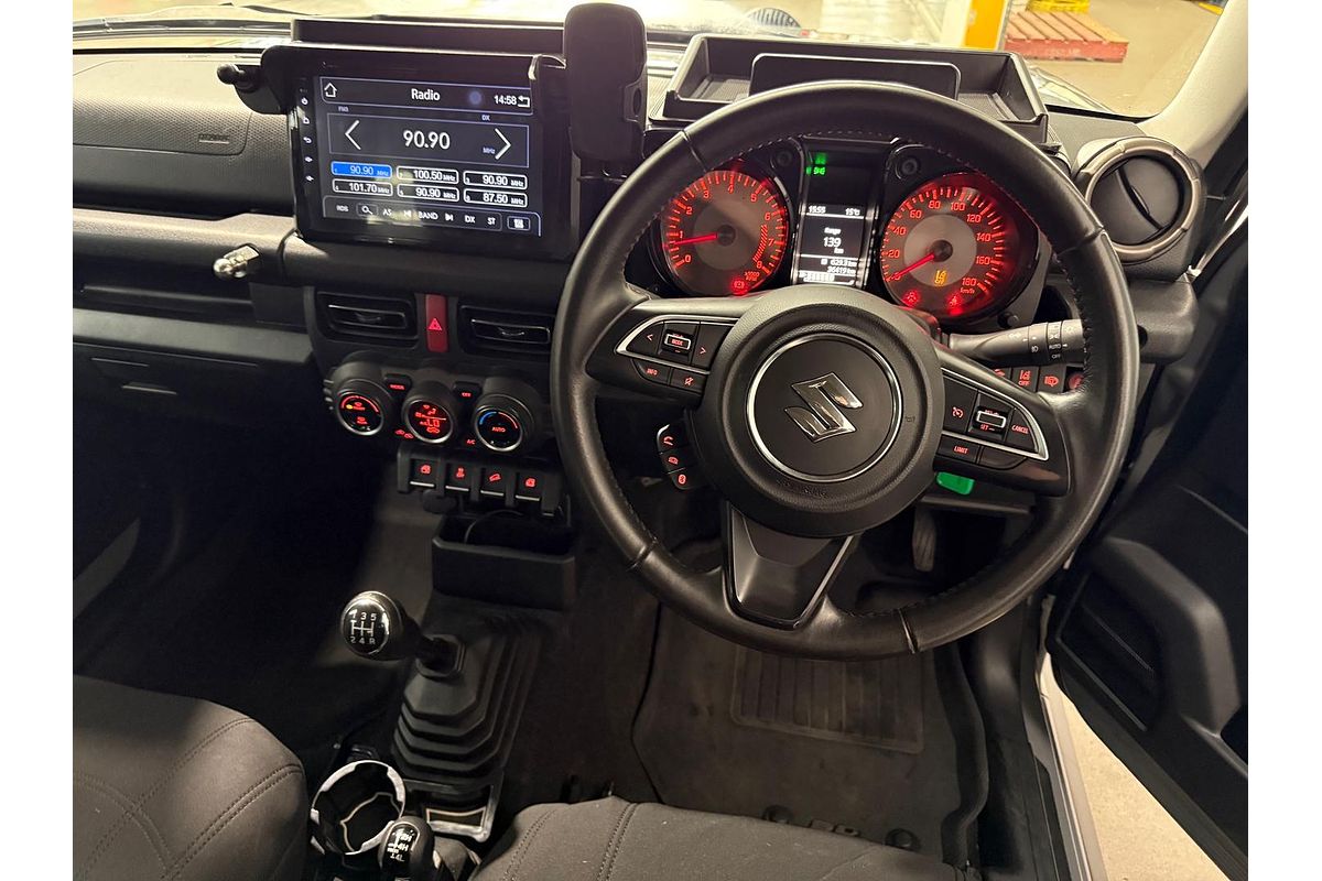 2022 Suzuki Jimny GLX GJ