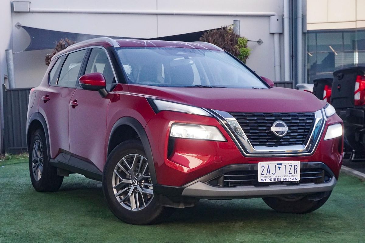 2024 Nissan X-TRAIL ST T33