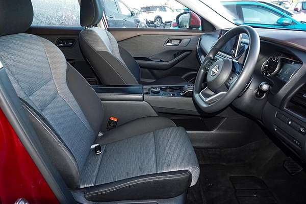 2024 Nissan X-TRAIL ST T33
