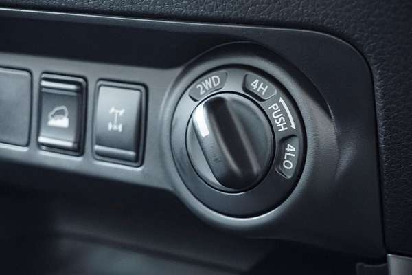 2024 Nissan Navara SL D23 4X4