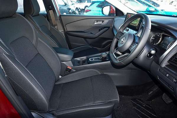 2025 Nissan QASHQAI ST-L J12