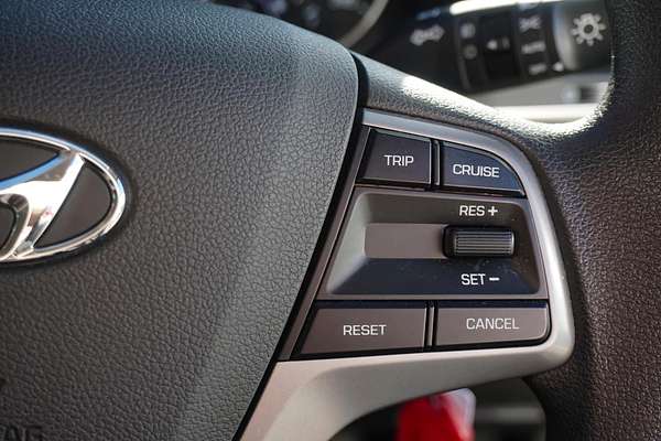 2016 Hyundai Elantra Active AD