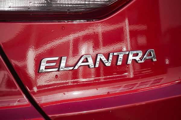 2016 Hyundai Elantra Active AD