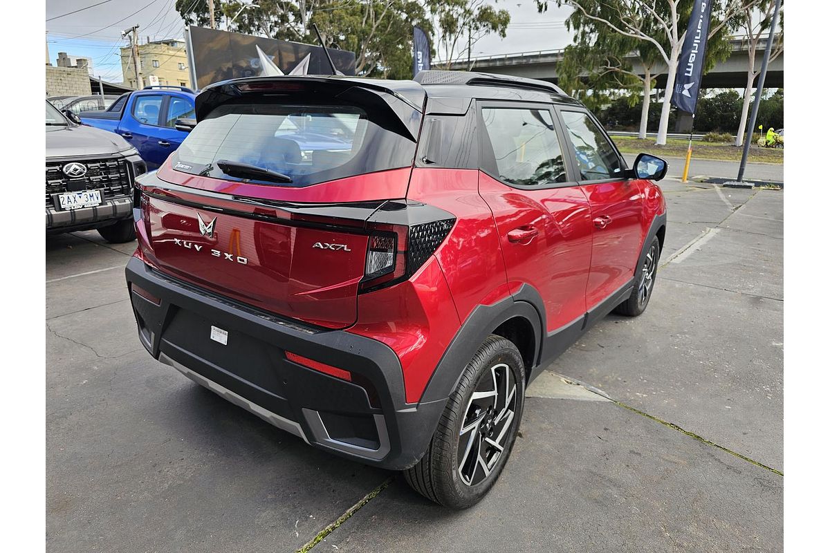 2025 Mahindra XUV3XO AX7L