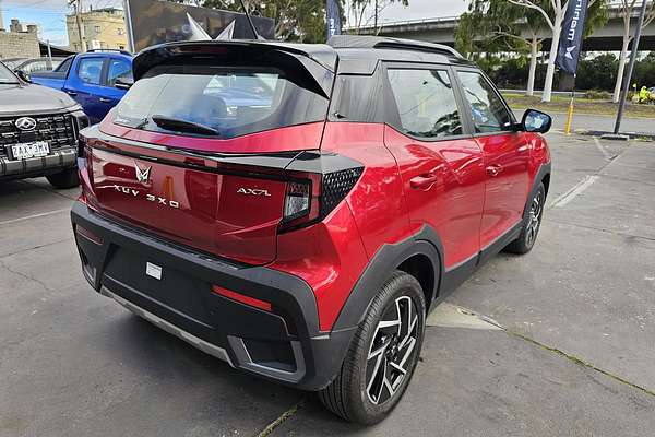 2025 Mahindra XUV3XO AX7L
