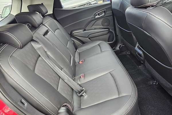 2025 Mahindra XUV3XO AX7L
