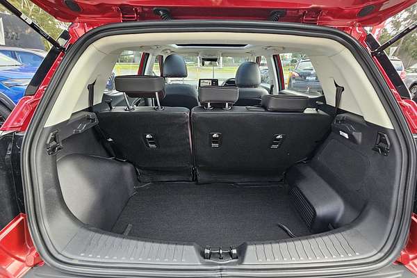 2025 Mahindra XUV3XO AX7L