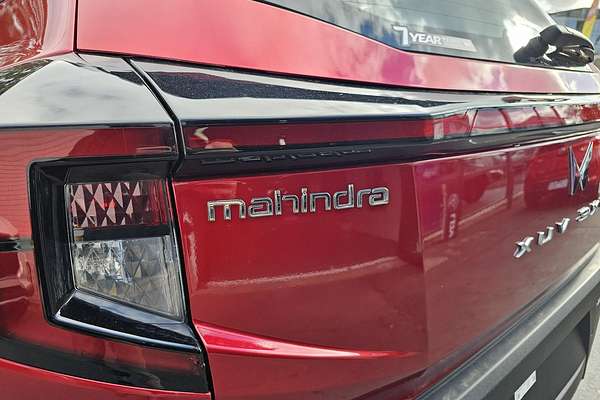 2025 Mahindra XUV3XO AX7L