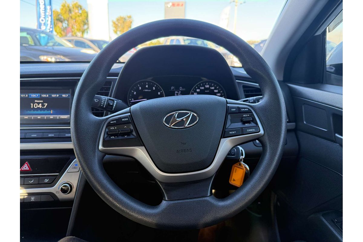 2017 Hyundai Elantra Active AD