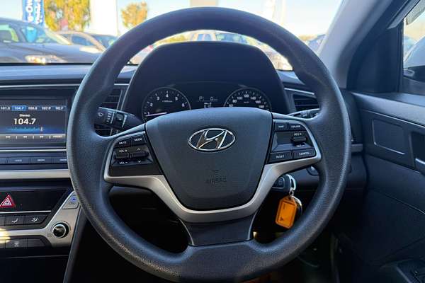 2017 Hyundai Elantra Active AD