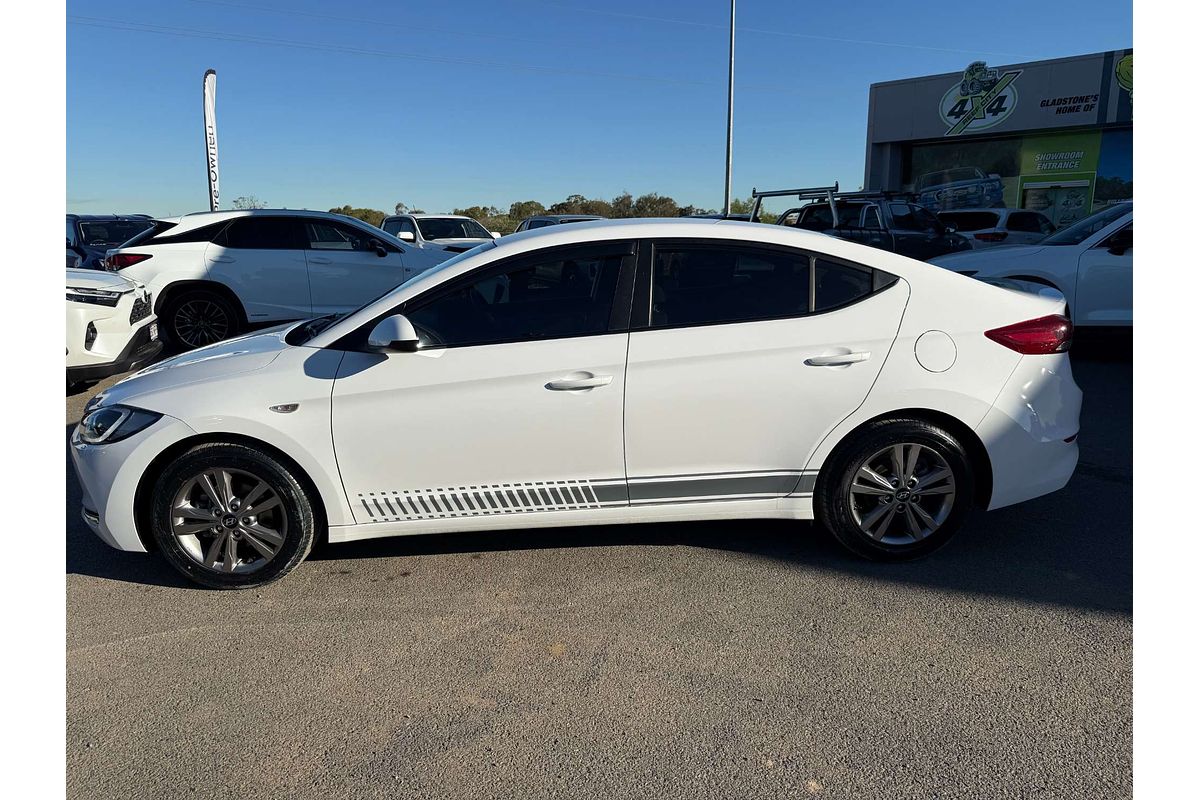 2017 Hyundai Elantra Active AD