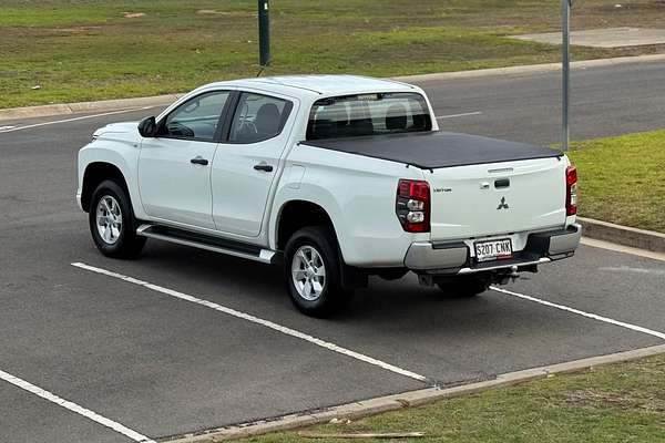 2021 Mitsubishi Triton GLX+ MR 4X4