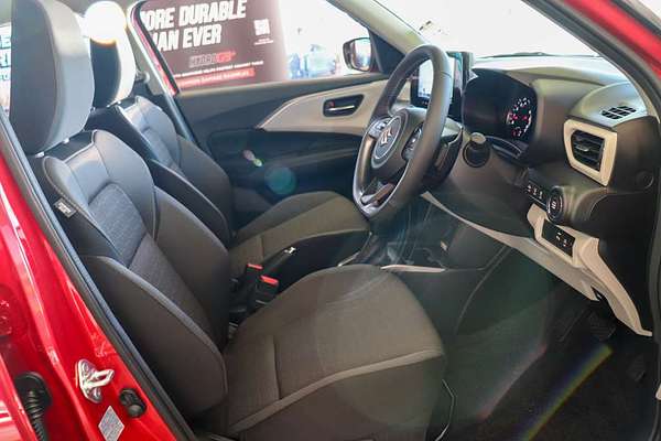 2025 Suzuki Swift Hybrid GLX UZ