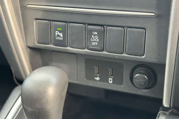 2021 Mitsubishi Triton GLX+ MR 4X4