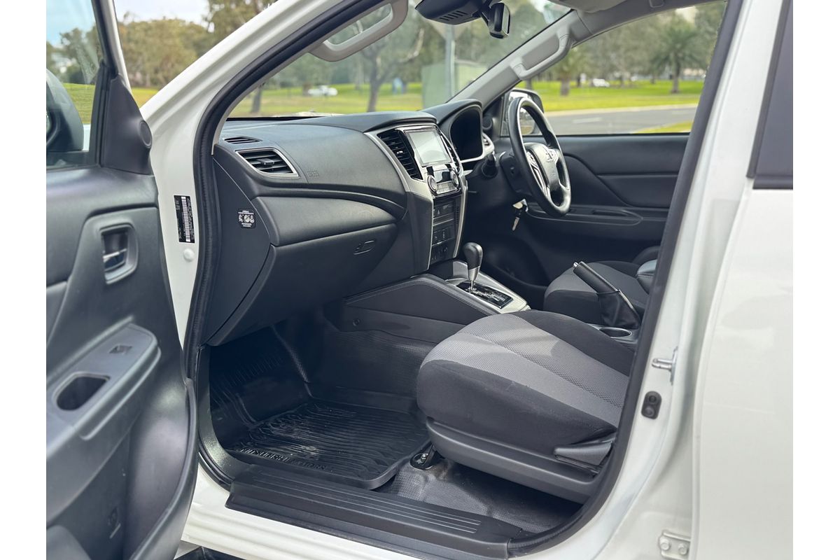 2021 Mitsubishi Triton GLX+ MR 4X4