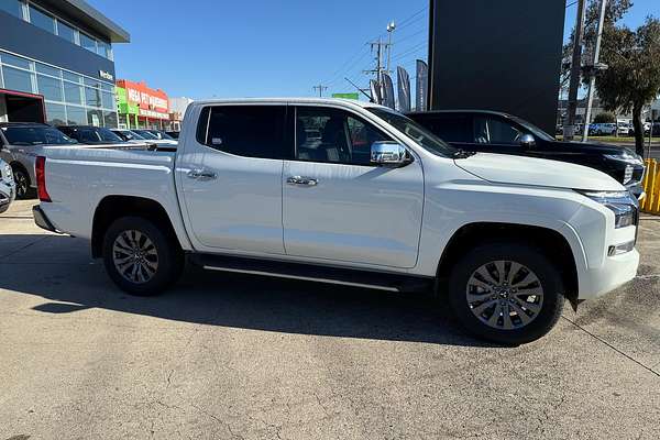 2024 Mitsubishi Triton GLS MV 4X4