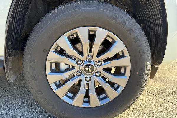 2024 Mitsubishi Triton GLS MV 4X4