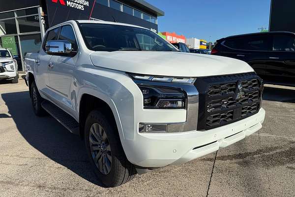 2024 Mitsubishi Triton GLS MV 4X4