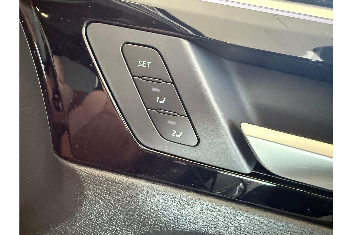 2025 Mitsubishi Outlander Exceed Tourer ZM