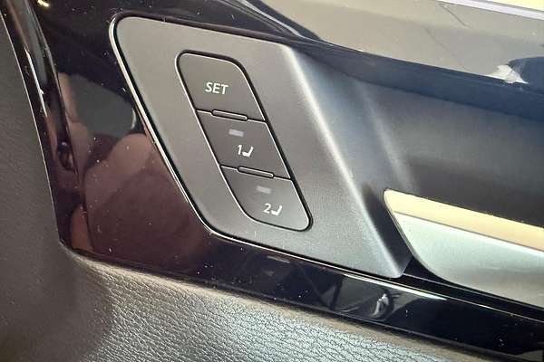 2025 Mitsubishi Outlander Exceed Tourer ZM