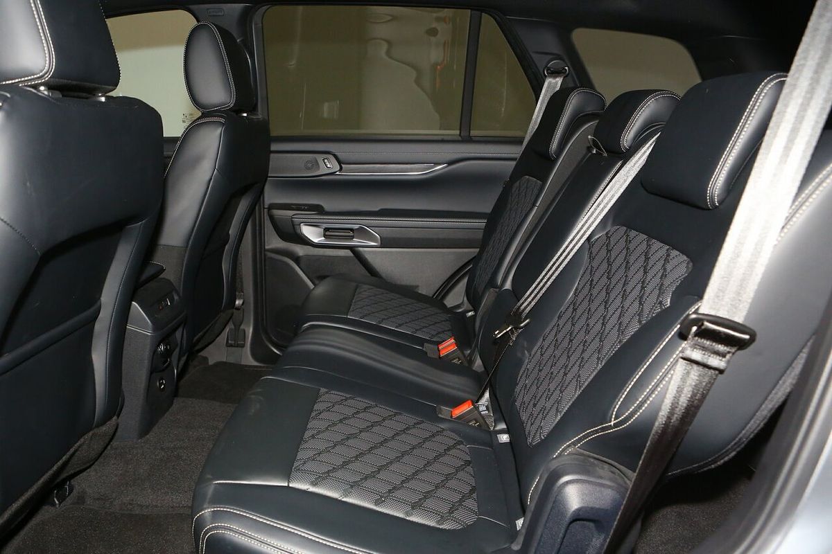 2024 Ford Everest Platinum 3.0L