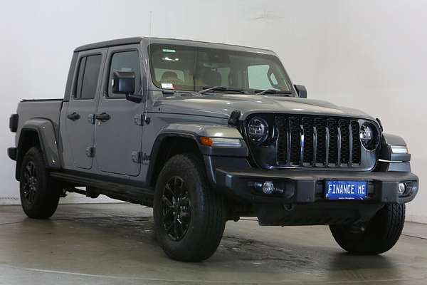 2022 Jeep Gladiator Night Eagle JT All Wheel Drive