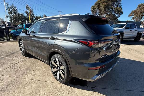 2025 Mitsubishi Outlander Exceed Tourer ZM
