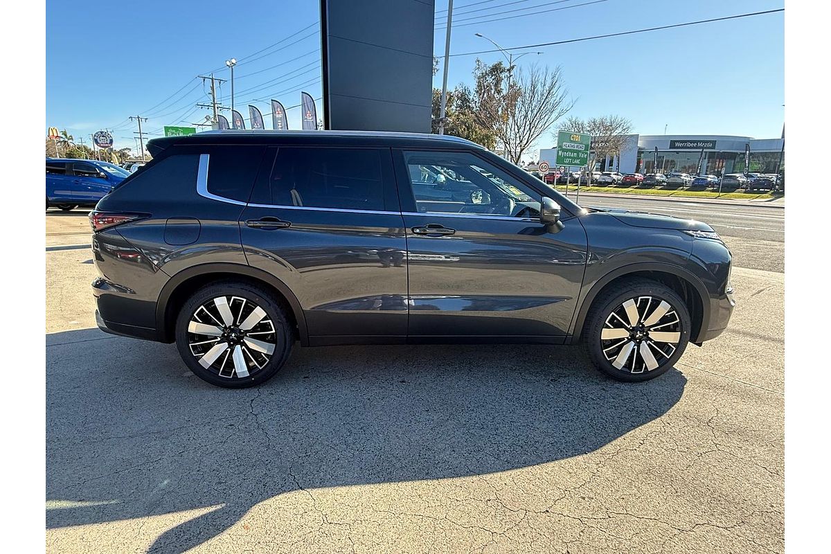2025 Mitsubishi Outlander Exceed Tourer ZM