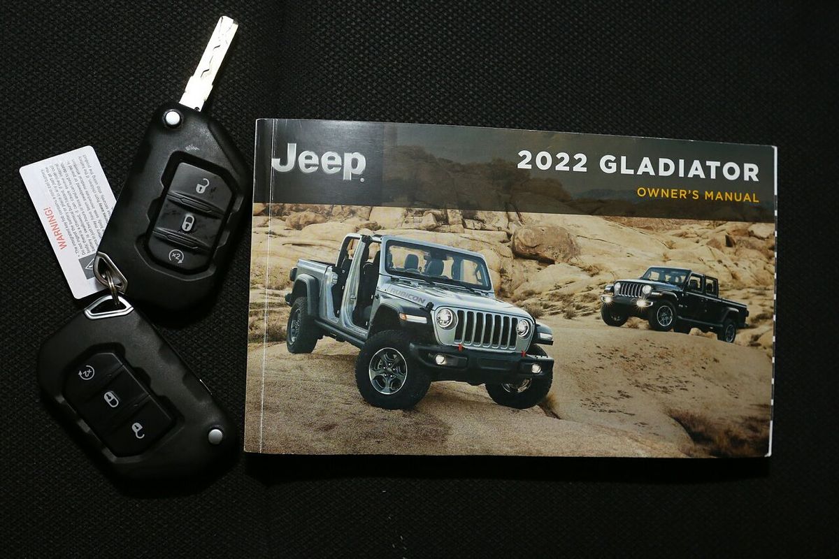 2022 Jeep Gladiator Night Eagle JT All Wheel Drive