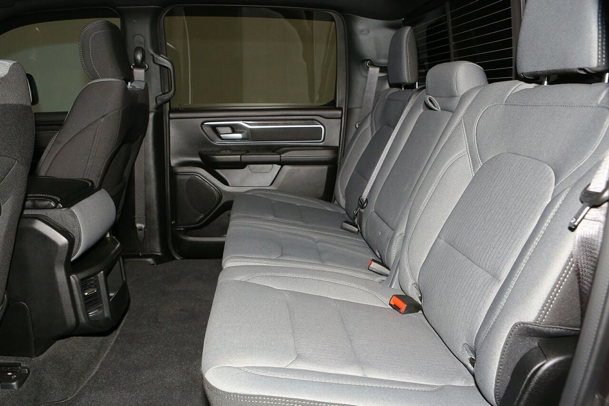2024 RAM 1500 Big Horn DT 4X4 LWB