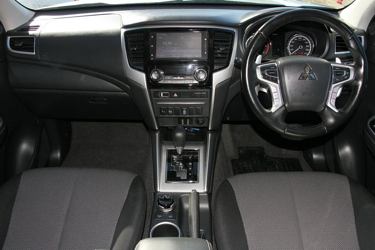 2021 Mitsubishi Triton GLS MR 4X4