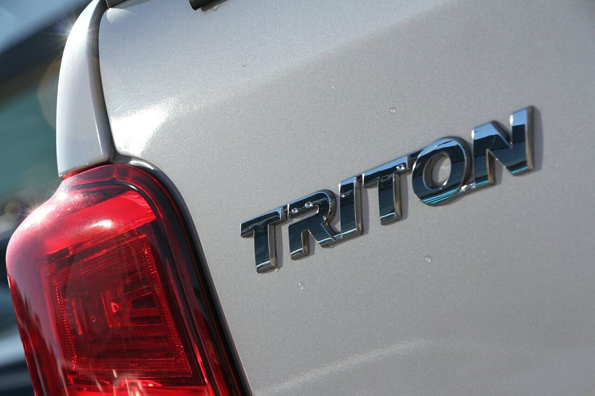 2019 Mitsubishi Triton GLS Premium MR 4X4