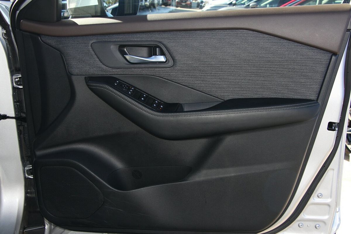 2023 Nissan X-TRAIL ST T33