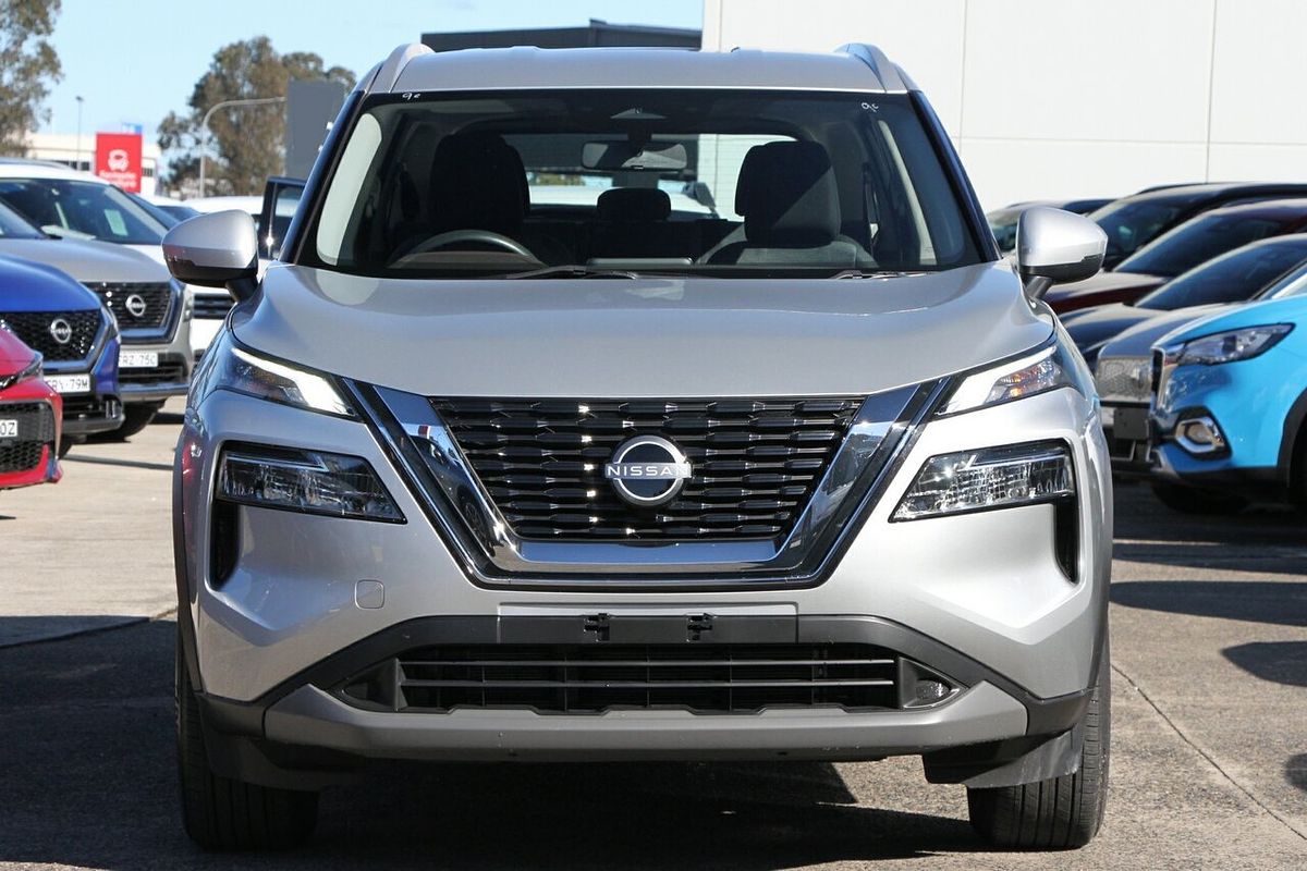 2023 Nissan X-TRAIL ST T33