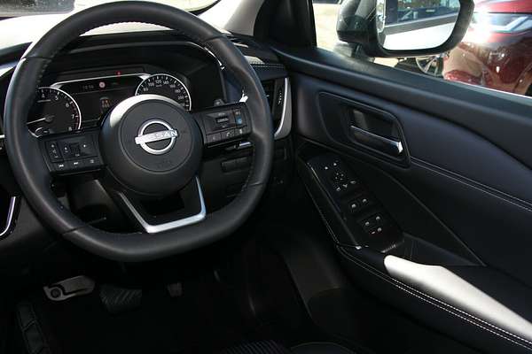 2024 Nissan QASHQAI ST-L J12