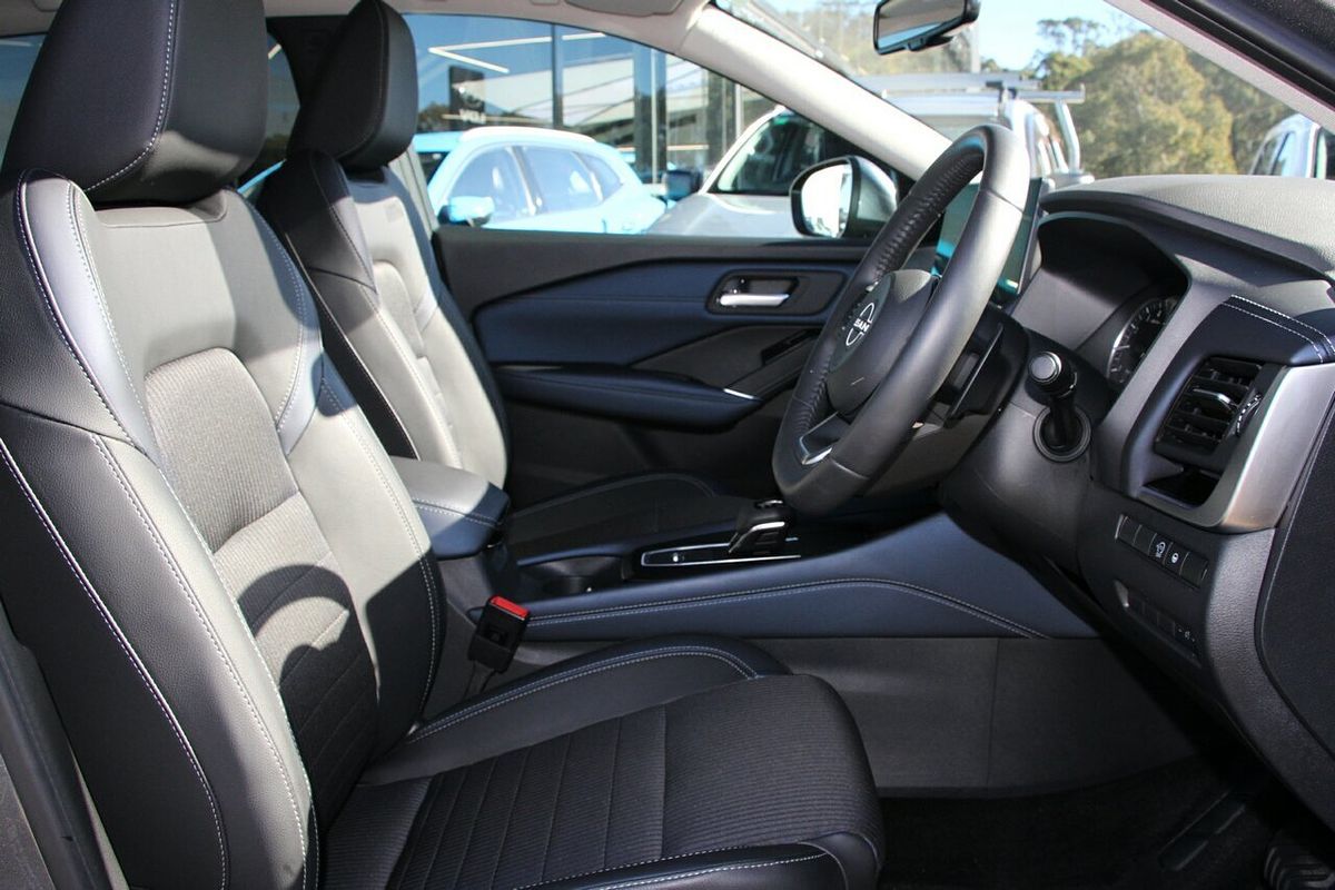 2024 Nissan QASHQAI ST-L J12