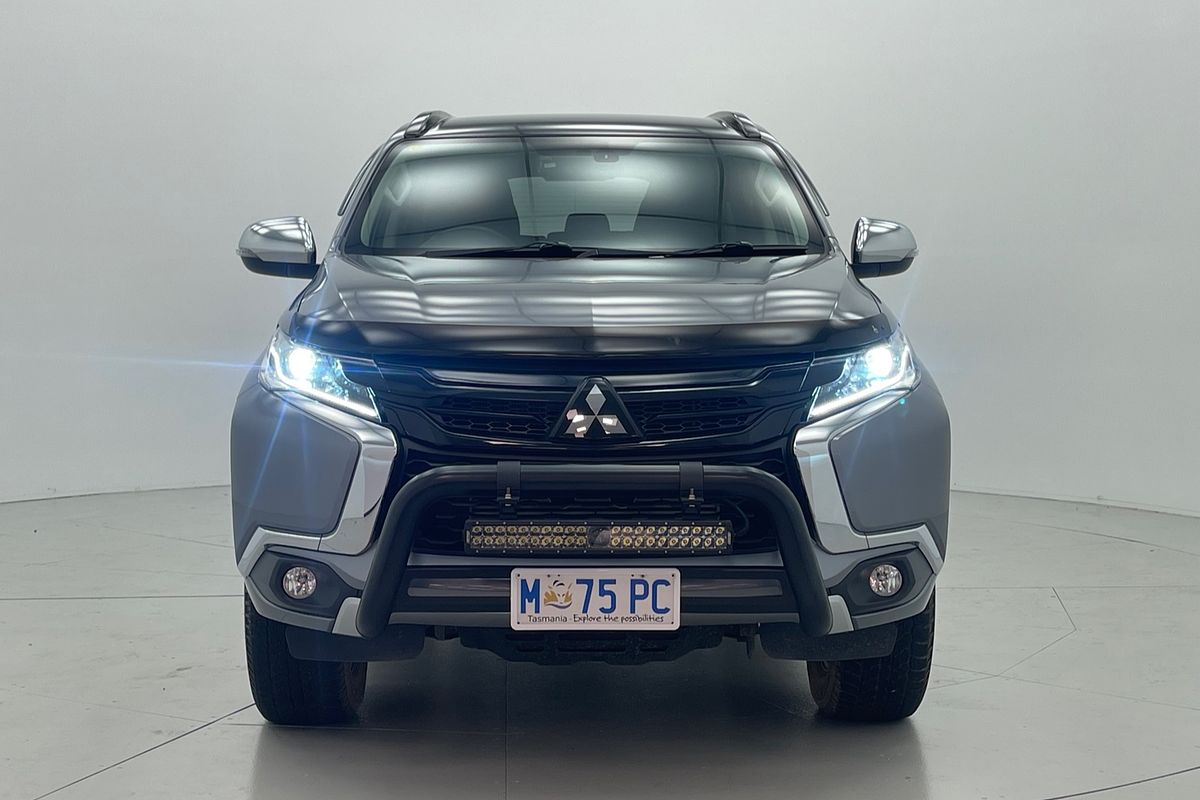 2019 Mitsubishi Pajero Sport Black Edition QE