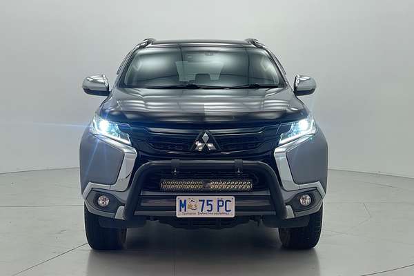 2019 Mitsubishi Pajero Sport Black Edition QE