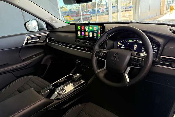 2025 Mitsubishi Outlander Aspire ZM