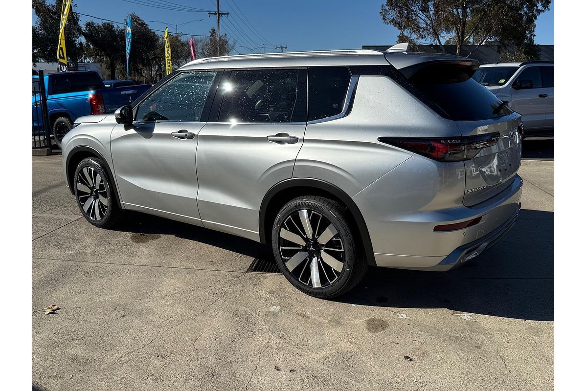2025 Mitsubishi Outlander Aspire ZM