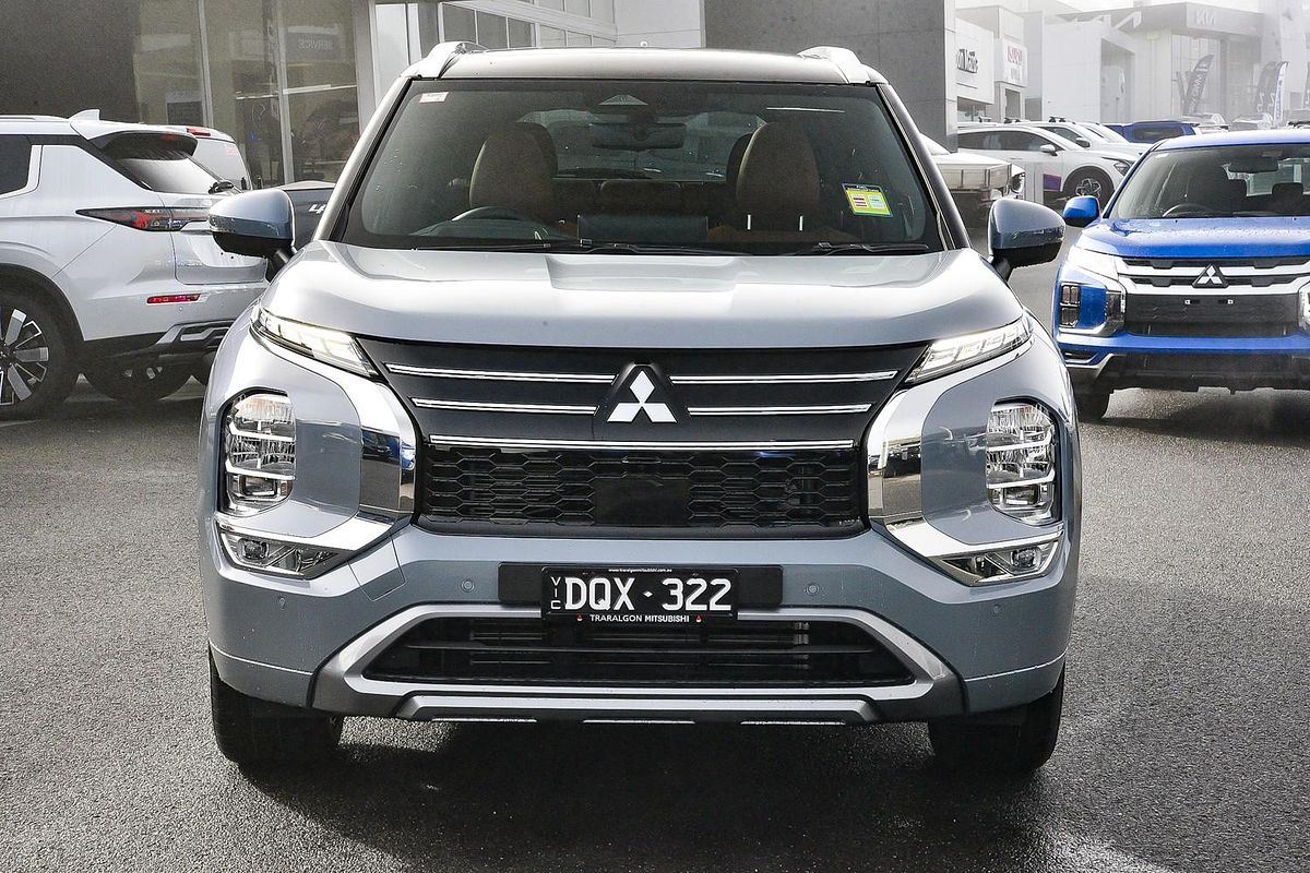2025 Mitsubishi Outlander Exceed Tourer ZM