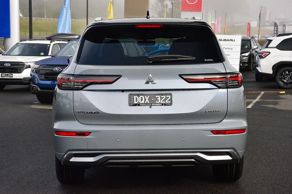 2025 Mitsubishi Outlander Exceed Tourer ZM